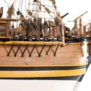 maqueta barco HMS Bounty detalle