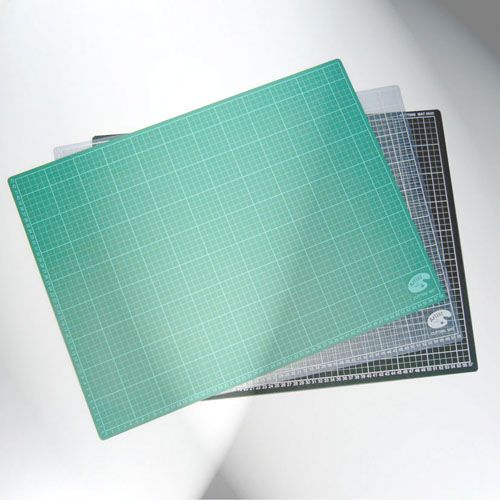 Plancha de Corte 450 x 300 x 3 mm  Art.-Nr. M12123