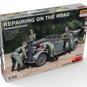 1:35 Coche+figuras Repairing on the Road Typ 170V Art.-Nr. 47735295