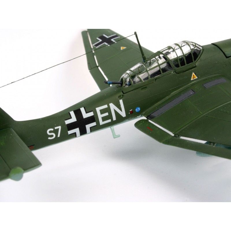 1:72 Junkers JU87 G/D Tank Buster Art.-Nr. 04692