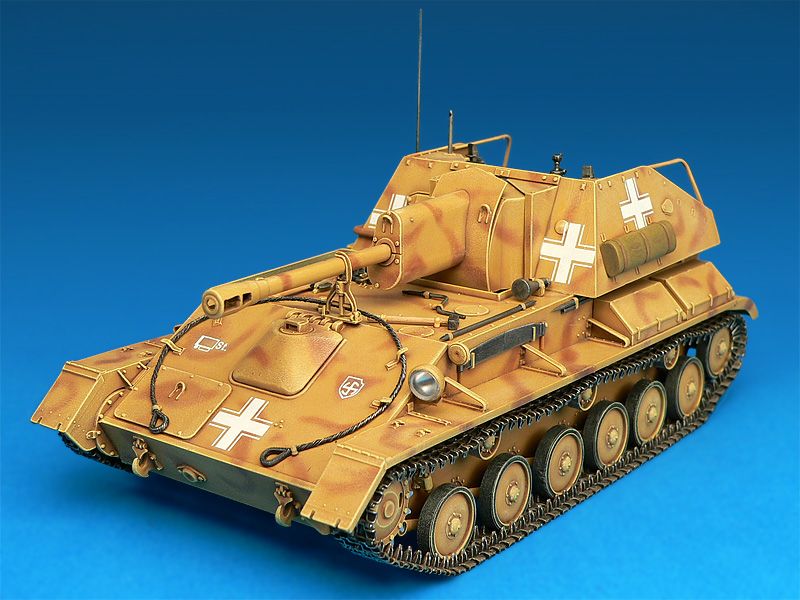 1:35 Jagdpanzer SU-76(r) con Tripulación Art.-Nr. 35053