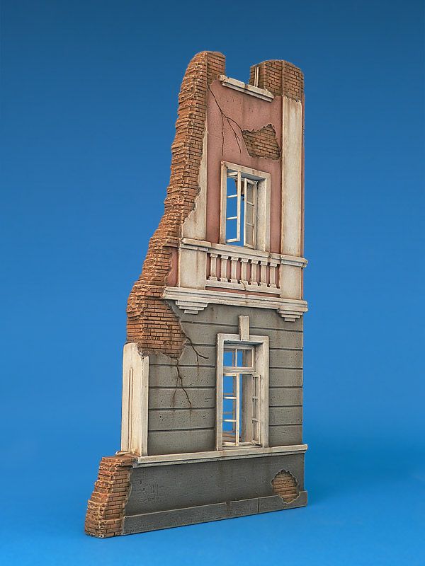 1:35 Ruined City Building Art.-Nr. 35519