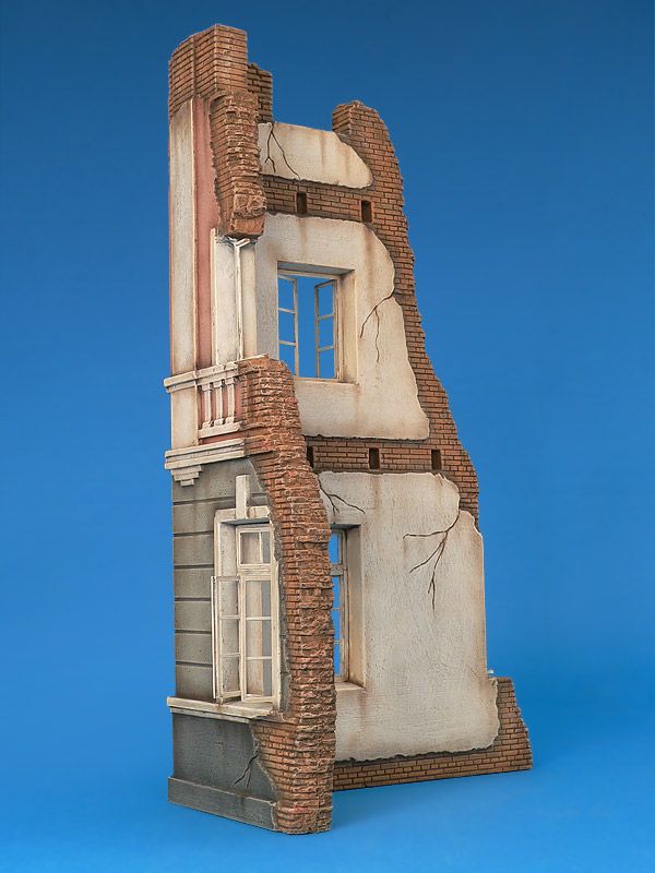 1:35 Ruined City Building Art.-Nr. 35519