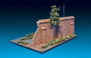 1:35 Diorama with Brick Wall Art.-Nr. 36055