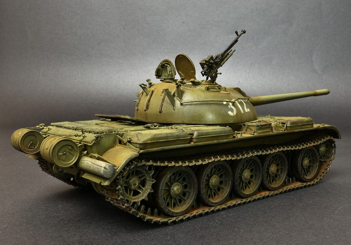 1:35 T-54A Soviet Medium Tank Art.-Nr. 37017