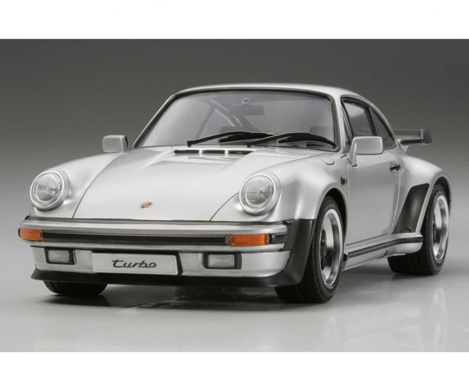 1:24 Porsche Turbo 1988 Roadversion Art.-Nr. 24279