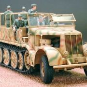 1:35 German 18 Ton Heavy Half-Track «FAMO» & Tank Transporter Sd.Ah.116 Art.-Nr. 35246