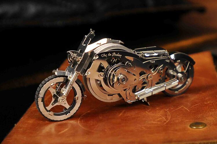 Maqueta Metálica Chrome Rider Art.-Nr. T4M38025