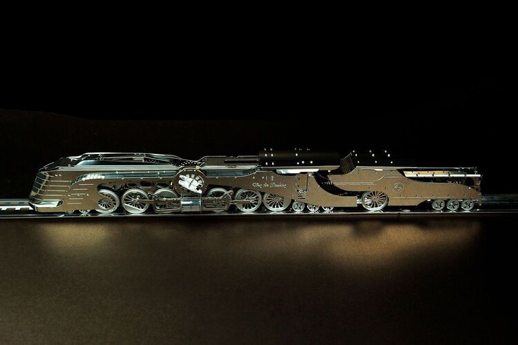 Maqueta Metálica Dazzling Steamliner Art.-Nr. T4M38017