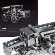 Maqueta Metálica Hot Tractor Art.-Nr. T4M38019