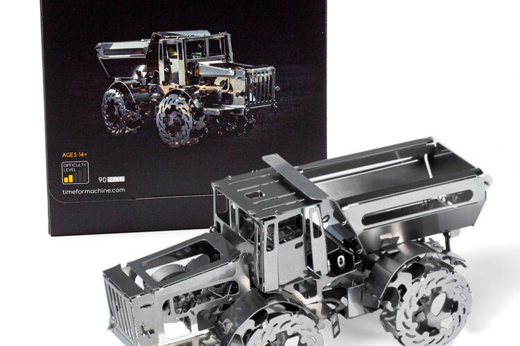 Maqueta Metálica Hot Tractor Art.-Nr. T4M38019