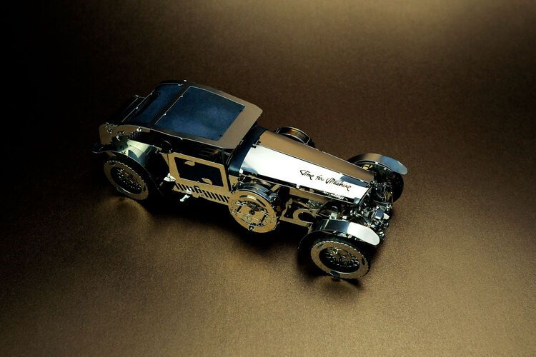 Maqueta Metálica Luxury Roadster Art.-Nr. T4M38027