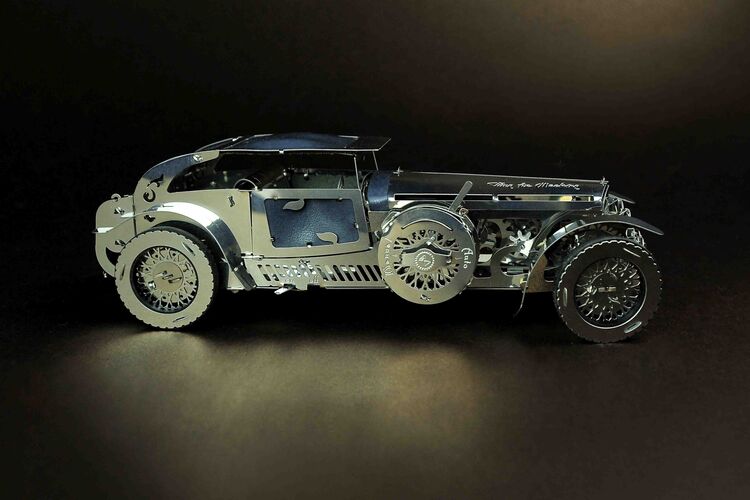Maqueta Metálica Luxury Roadster Art.-Nr. T4M38027