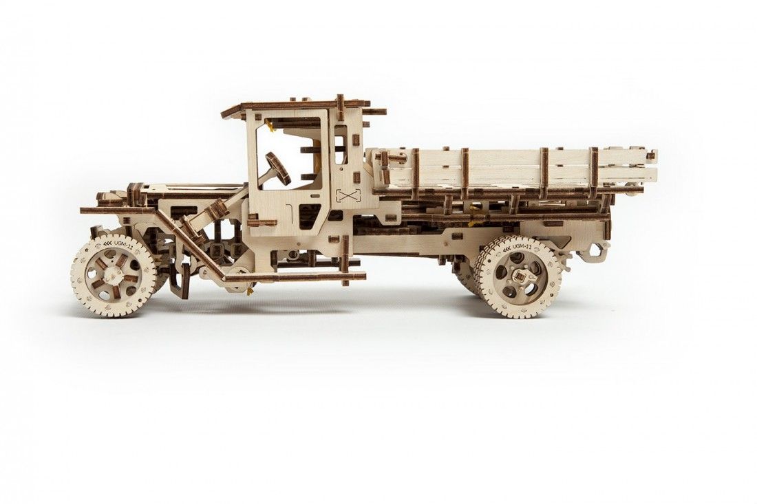 Camión UGM-11 Art.-Nr. 70015