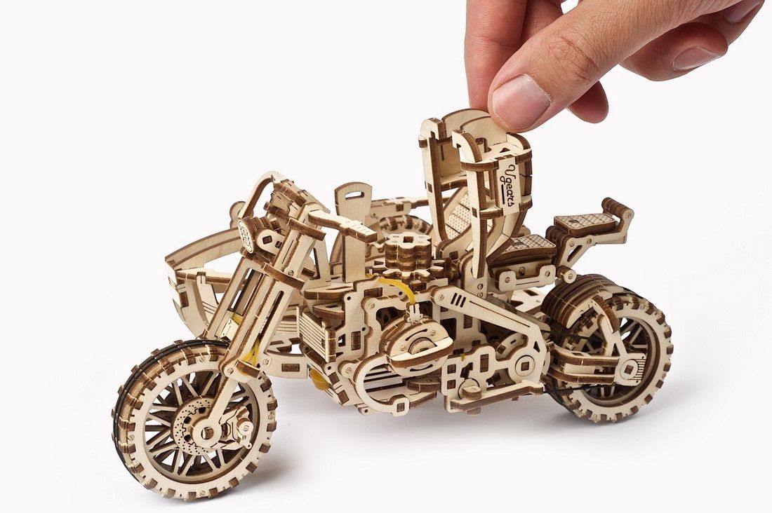 Moto Scrambler UGR-10 con sidecar Art.-Nr. 70137