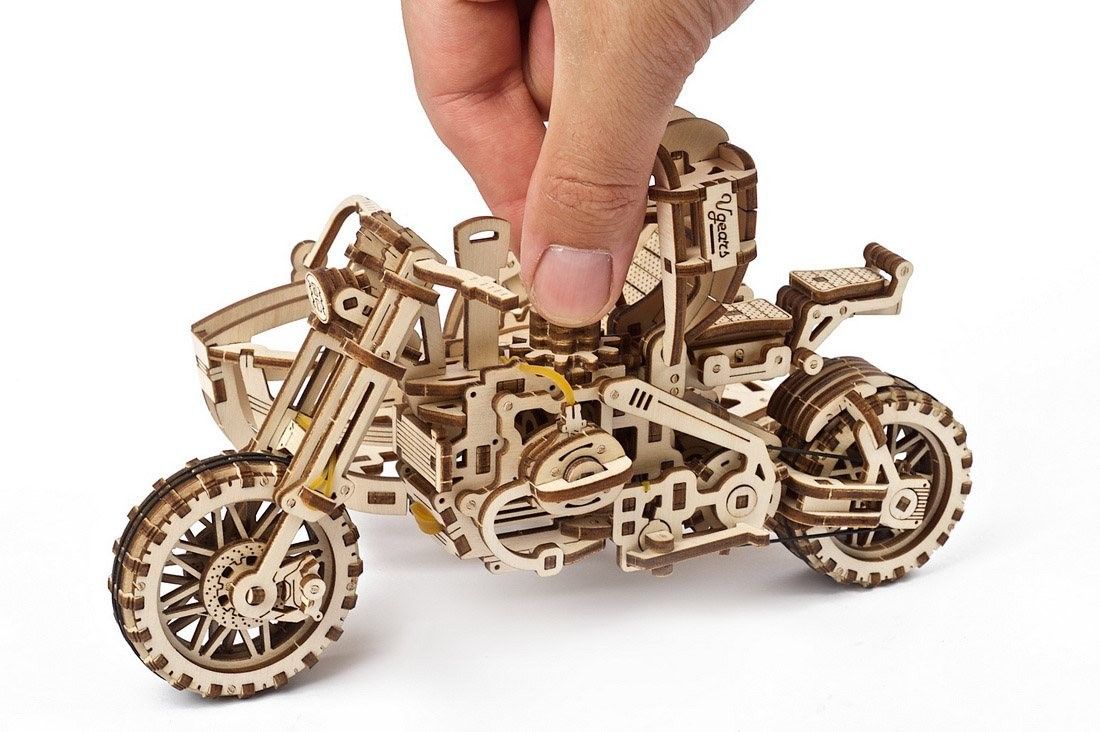 Moto Scrambler UGR-10 con sidecar Art.-Nr. 70137
