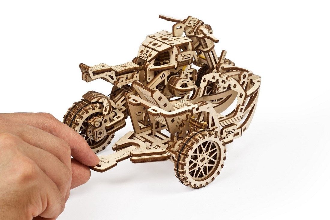 Moto Scrambler UGR-10 con sidecar Art.-Nr. 70137
