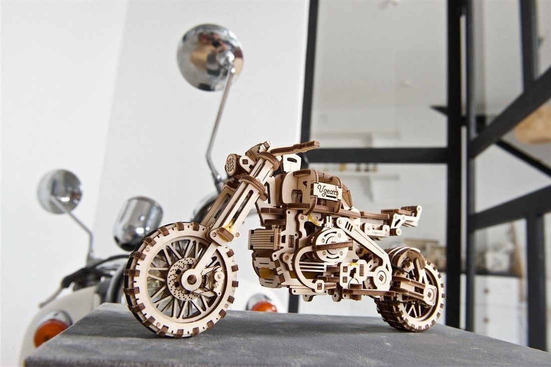 Moto Scrambler UGR-10 con sidecar Art.-Nr. 70137