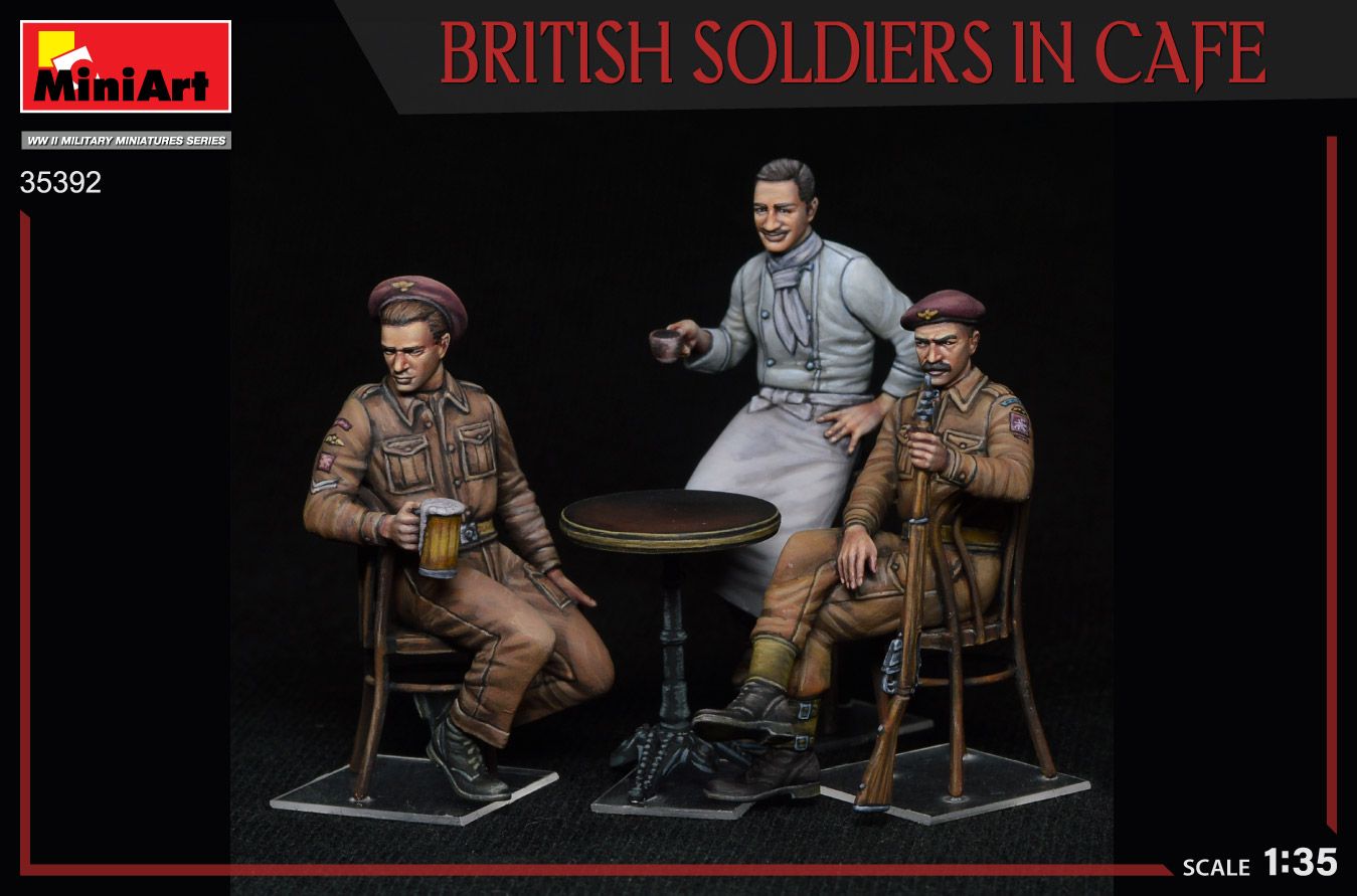 1:35 british soldiers in cafe art. nr. 35392