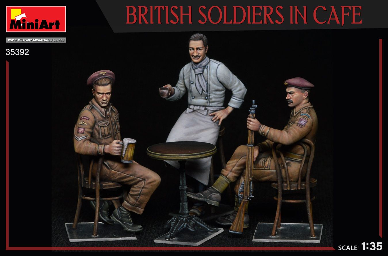 1:35 british soldiers in cafe art. nr. 35392