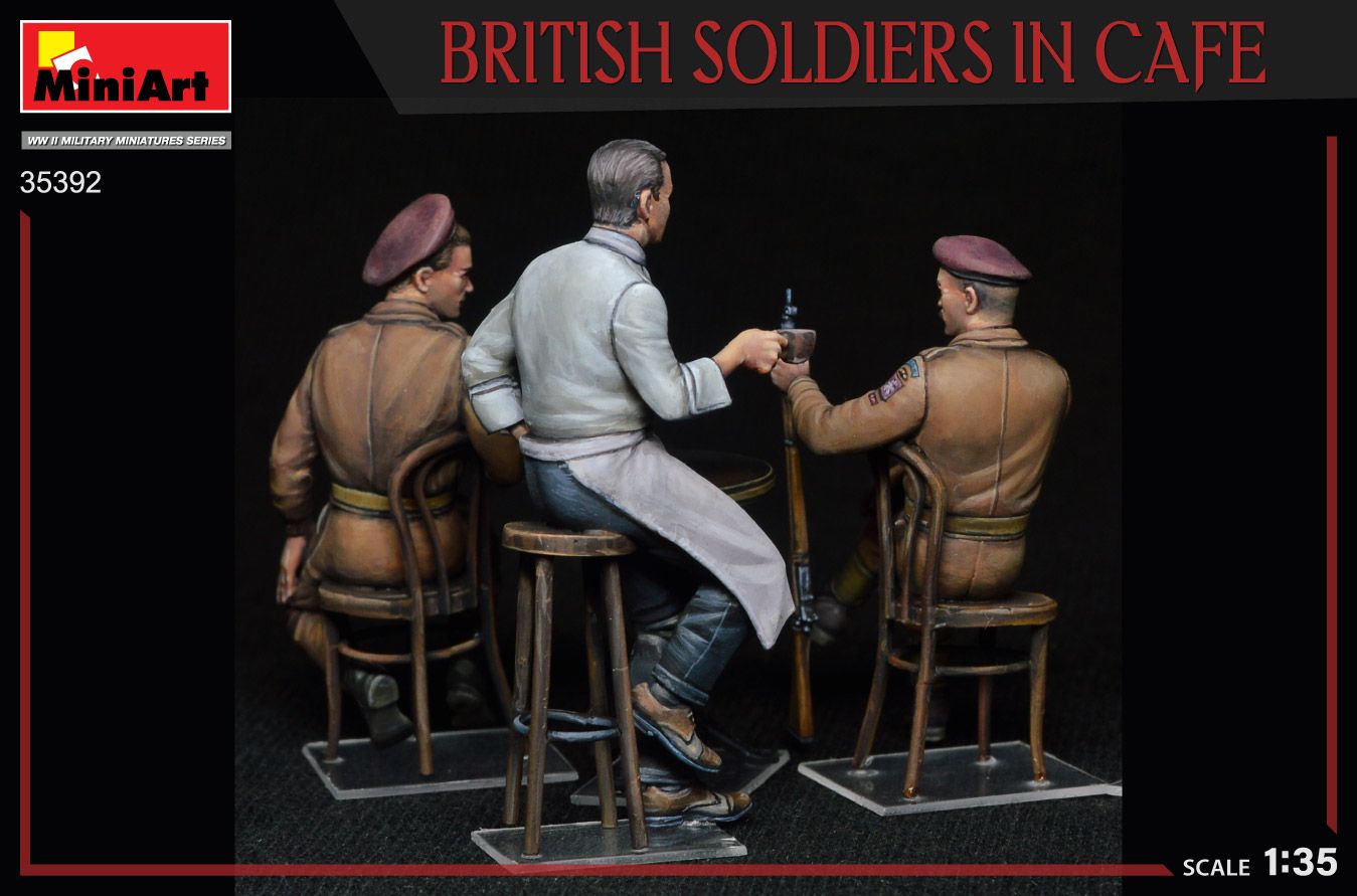 1:35 british soldiers in cafe art. nr. 35392