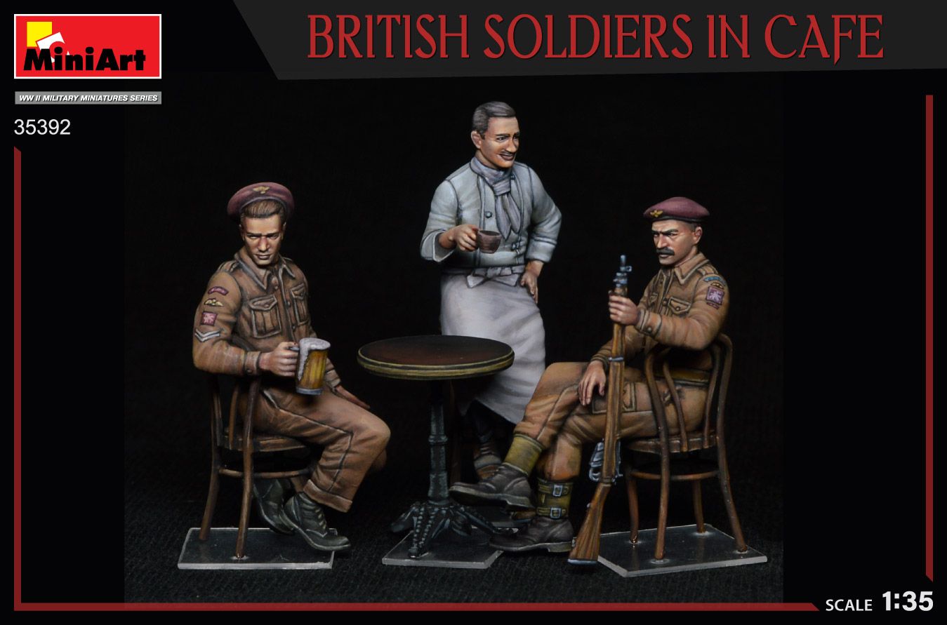 1:35 british soldiers in cafe art. nr. 35392