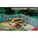 1:35 gardening tools art. nr. 35641