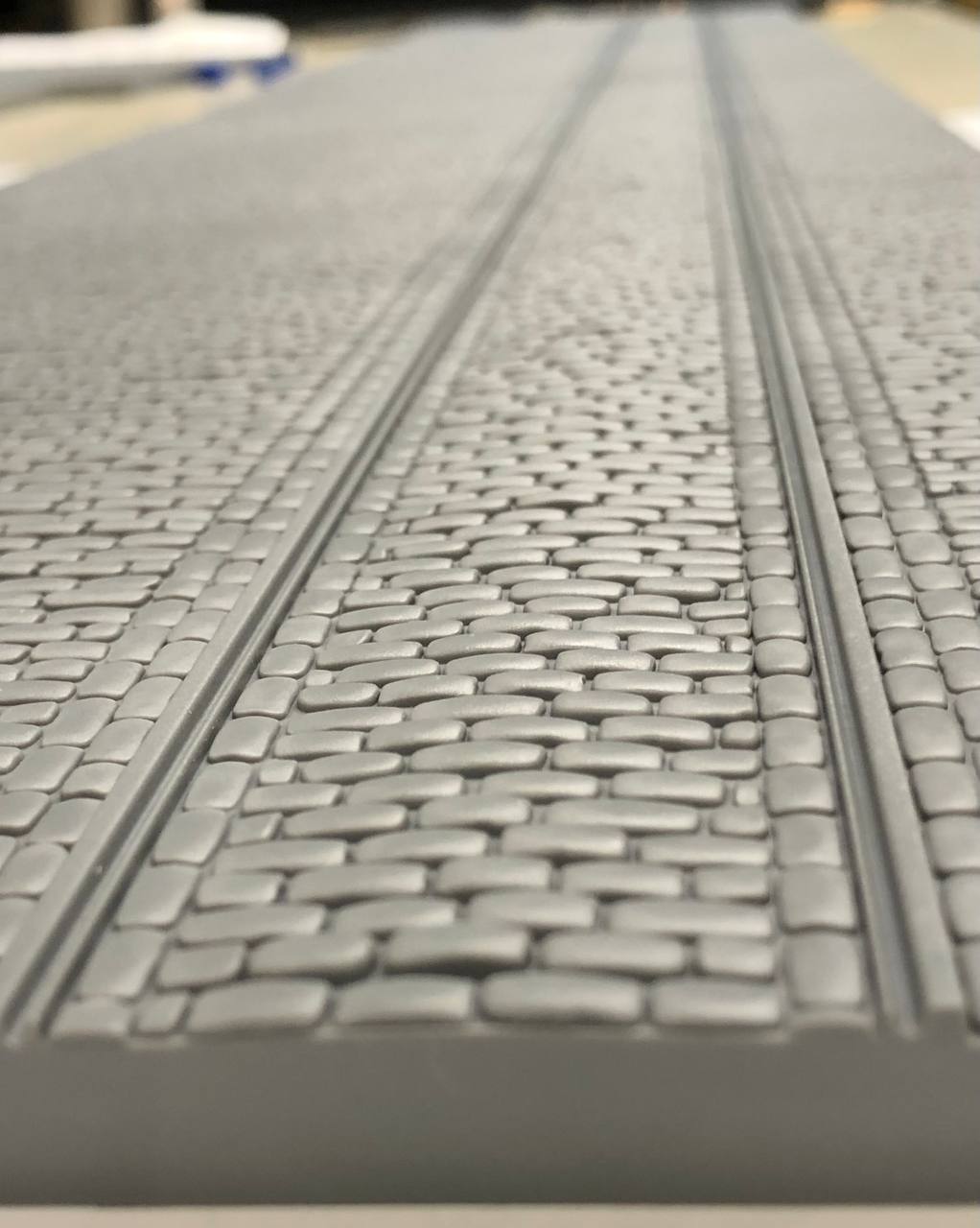 1:35 cobblestone road with tram line art. nr. 36065