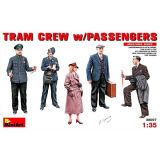 1:35 tram crew with passengers art. nr. 38007