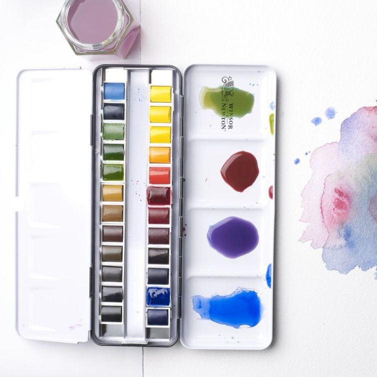 Caja de Acuarelas Professional Winsor & Newton «Black Box» 24 ½ Godets Art.-Nr. 0190553