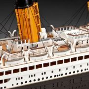 1:400 r.m.s. titanic 100th anniversary edition art. nr. 05715