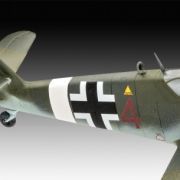 1:72 combat set messerschmitt bf109g 10 & spitfire mk.v art. nr. 03710