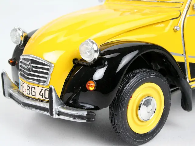 1:24 citroën 2cv "charleston" art. nr. 07095