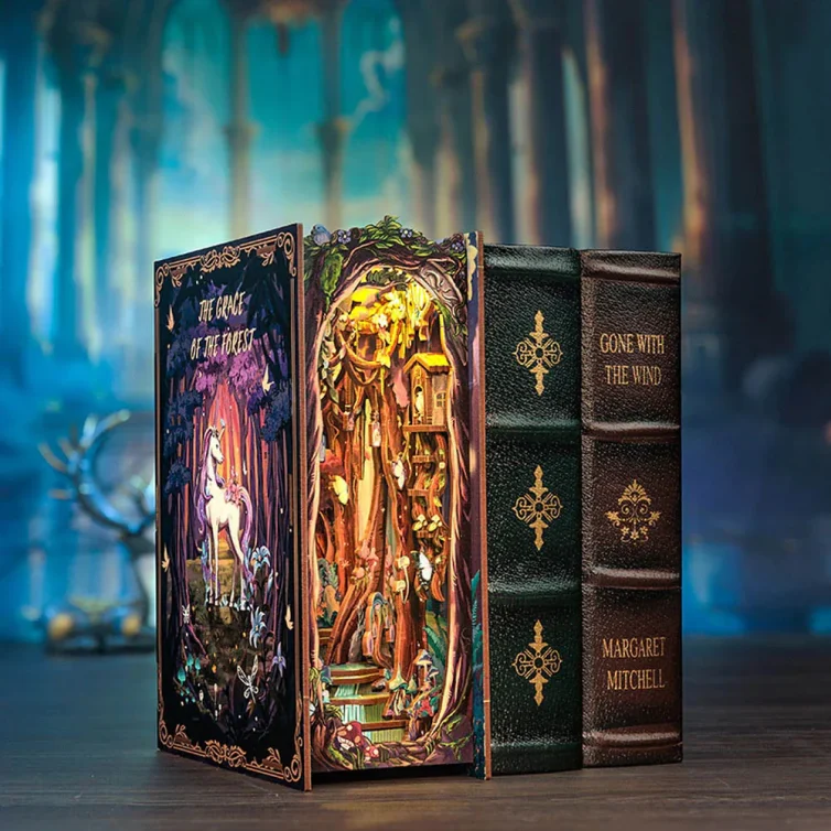 Book Nook – El Encanto del Bosque Art.-Nr. HY01
