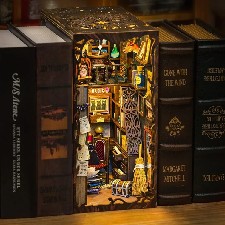 Book Nook – El Farmacéutico Mágico Art.-Nr. SZ05