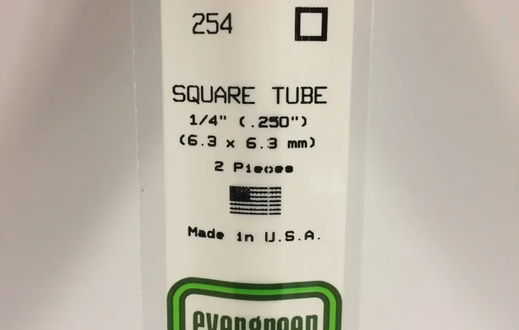 Tubo Cuadrado de Poliestireno Blanco 6,3 x 6,3 x 350 mm. Art.-Nr. 787026002545