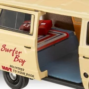 1:25 vw t3 bus "surfer boy" de la serie "stranger things" art. nr. 07725