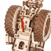 tractor belarus 82.3 con arado art. nr. 00389