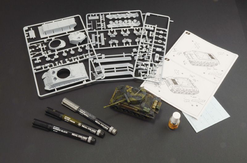 1:56 sherman m4a3e8 fury +pegamento + 3 rotuladores de pincel acrílicos art. nr. 75001