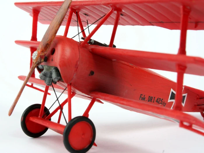 1:72 fokker dr.1 triplane art. nr. 04116